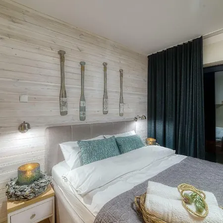 Natura Mierzei 30 - Pokoje Z Widokiem Na Baltyk Bed & Breakfast *